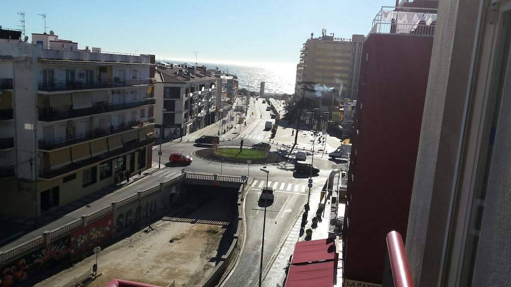 Mar Blau Apartamentos Calella Zewnętrze zdjęcie